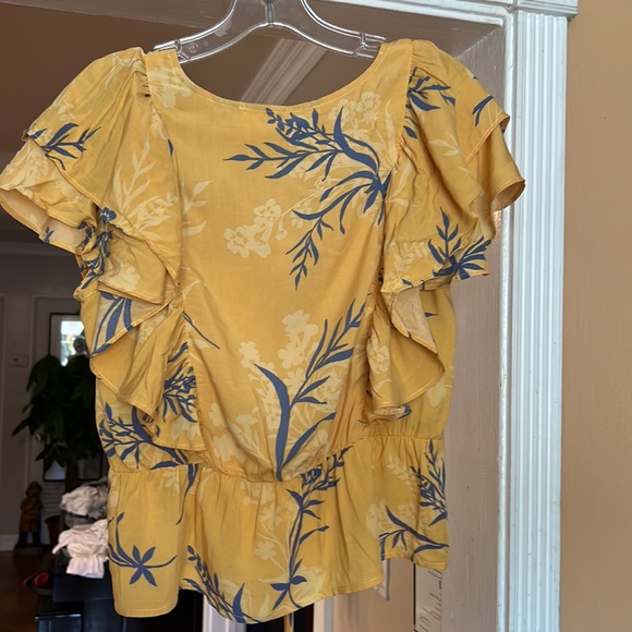 Brand New floral Cropped top - Picture 4 of 7